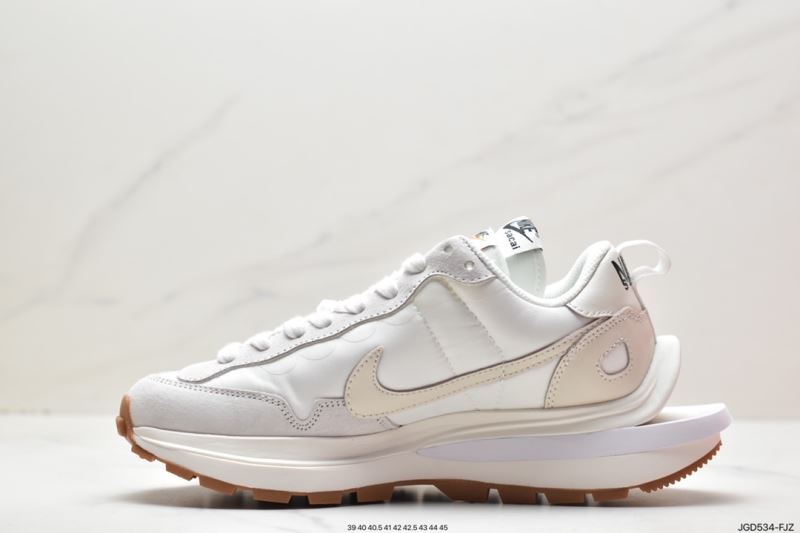 Sacai X Nike regasus vaporrly